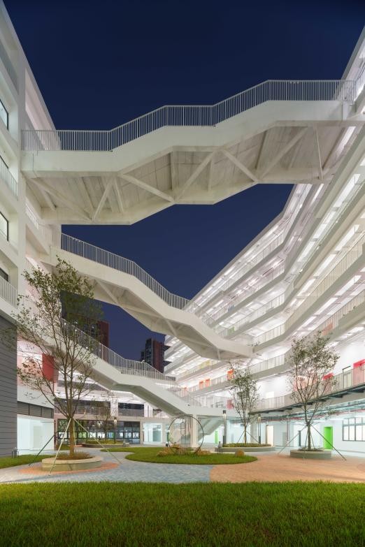 深圳市龙华区外国语学校福城校区