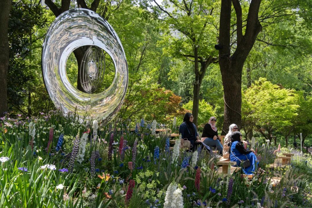 李中伟：自我校准，直白回应