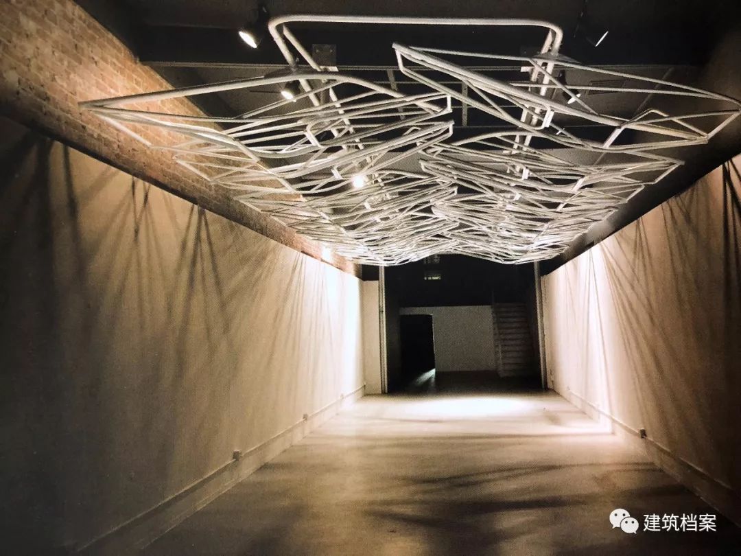 现代主义，民族形式，数字建筑，建筑空间