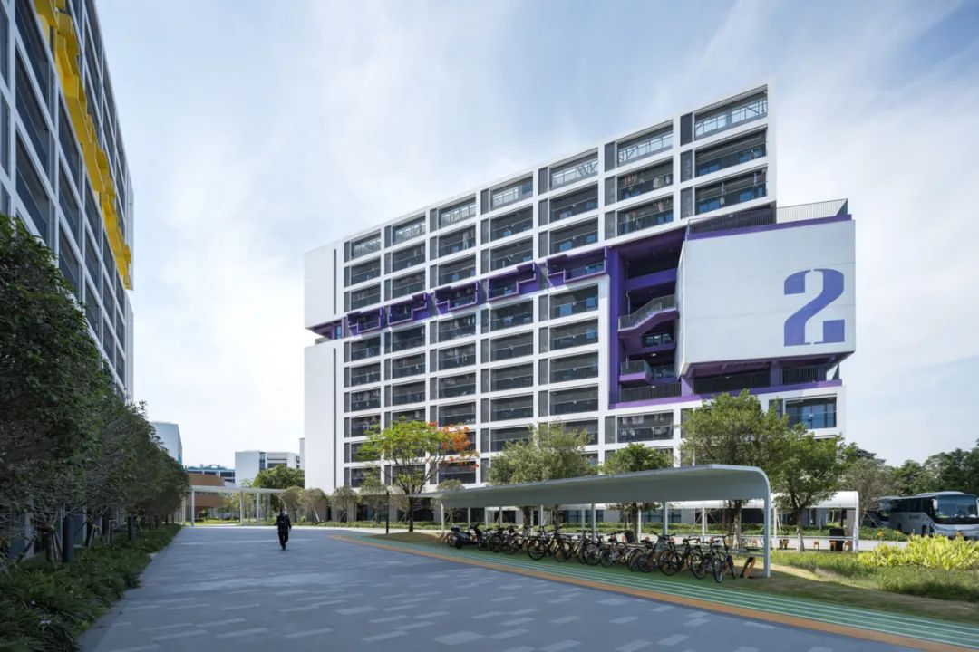 Aedas新作 | 北师香港浸会大学二期校园，钟灵毓秀，碧水绕亭