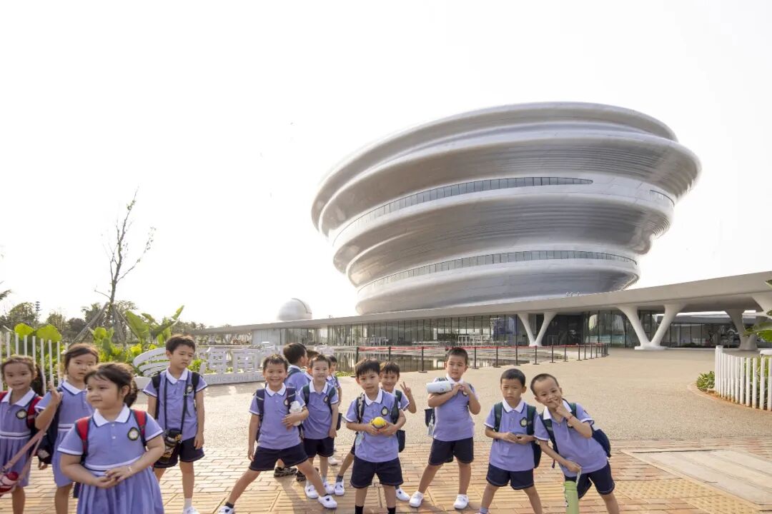 流动与混沌:马岩松MAD海南科技馆建成