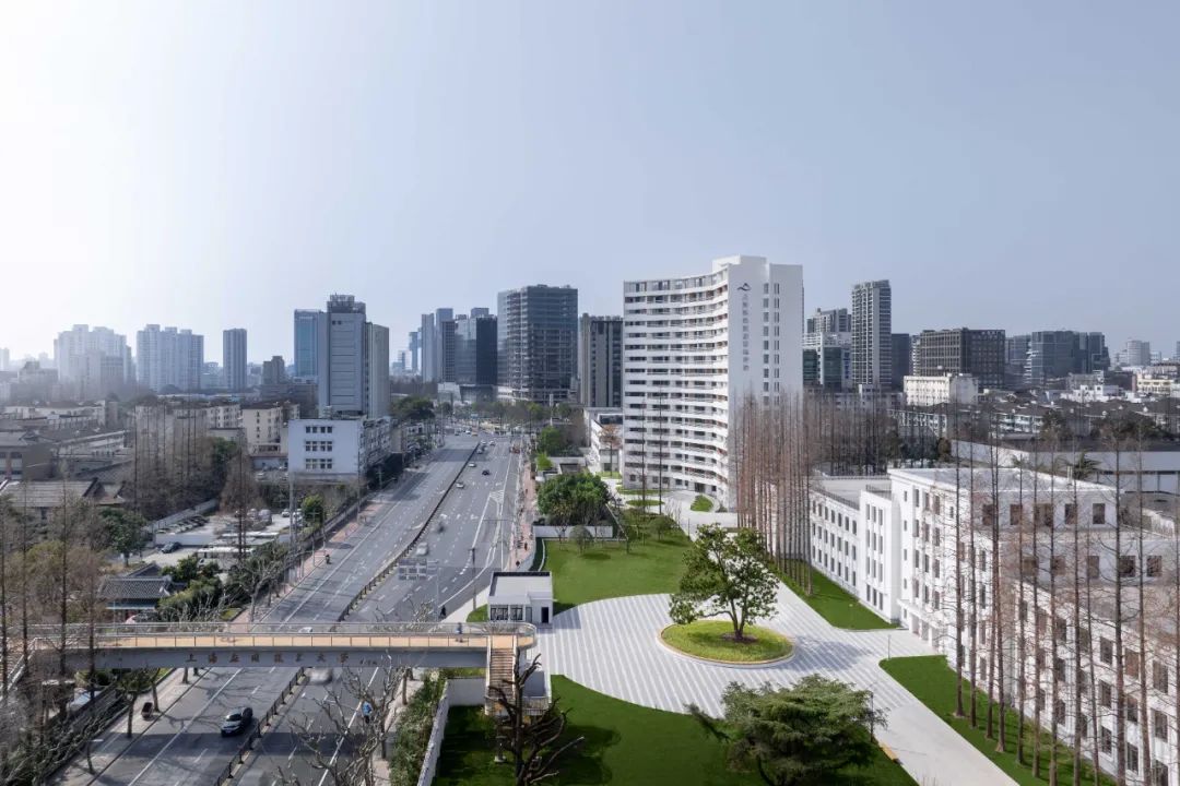 gmp新作 | 上海商学院漕宝路校区(上海洛桑酒店管理学院)一期——城市更新语境下的产教融合型校园