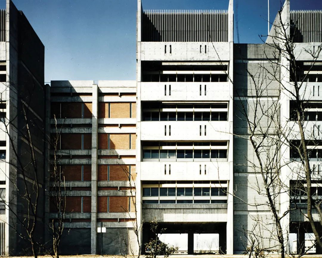 时代巨匠：美国现代建筑领航人 | 铭记一代建筑大师詹姆斯·波尔谢克