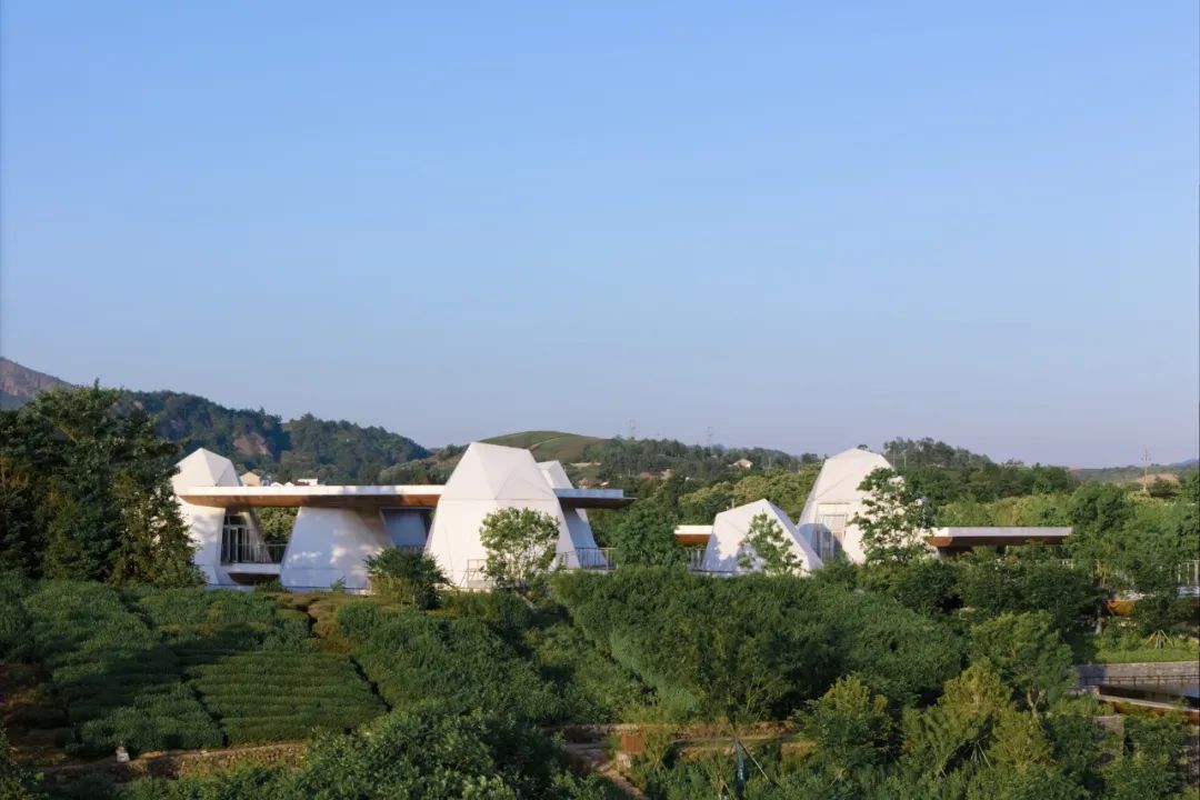 line+WORK | 相遇在山间：下岩贝景区云峰十二重