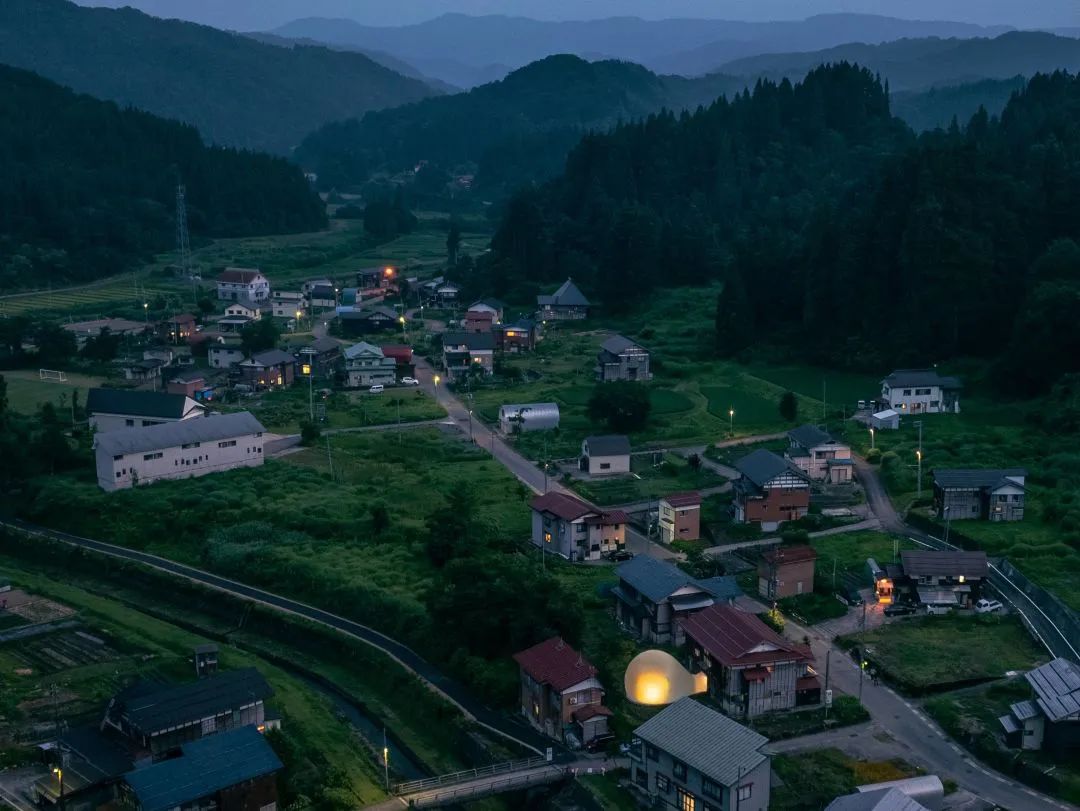 马岩松：做个“野泡泡”