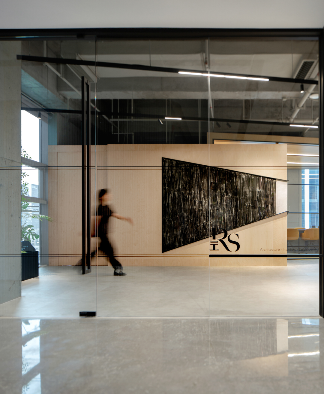 【建言丨对话Adam Robarts】希望、爱与美，让我们勇敢面对未知