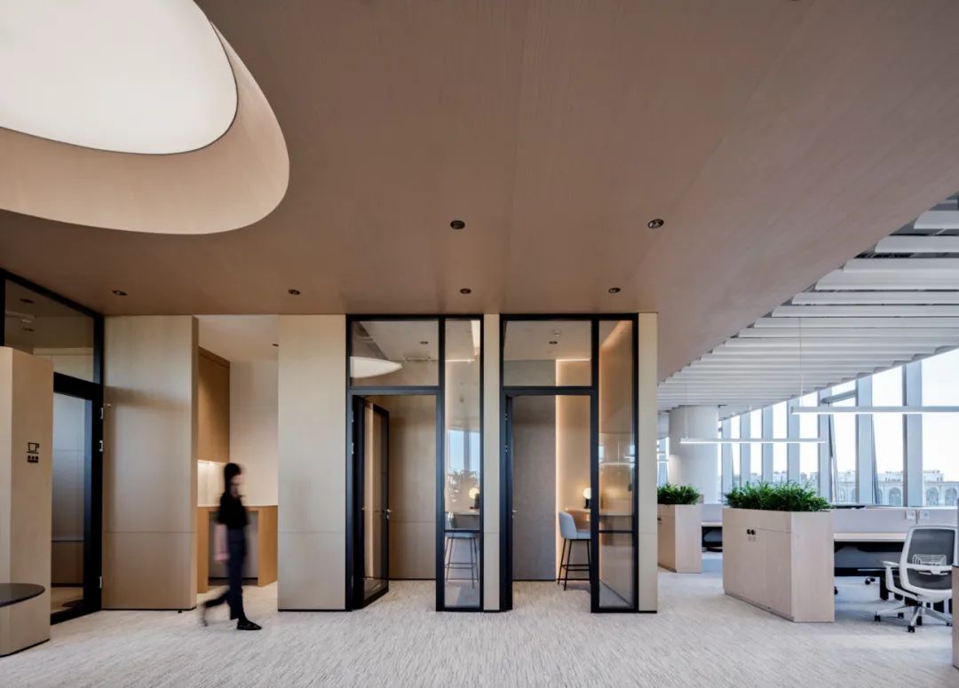 【建言丨对话Adam Robarts】希望、爱与美，让我们勇敢面对未知