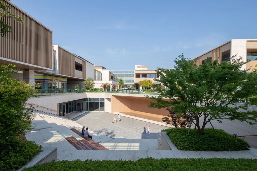 理想社区 | 从&ldquo;老人乌托邦&rdquo;到&ldquo;所有人的社区&rdquo;：上海新发展怡福荟康养小镇 | GN栖城设计