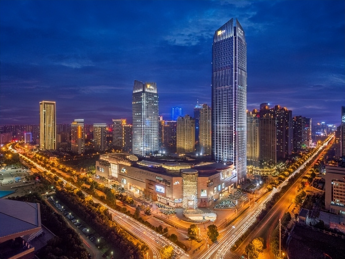 以万象系地标为例,解读商业地产的设计演进