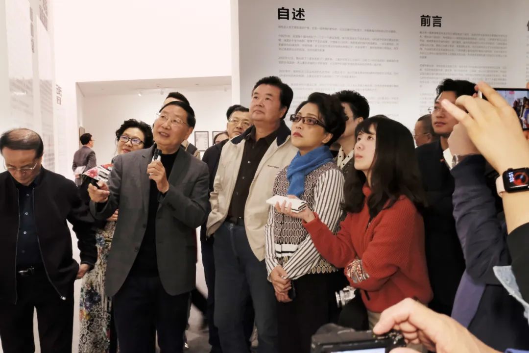 何智亚：重庆，30年间的城市影像记录与观察