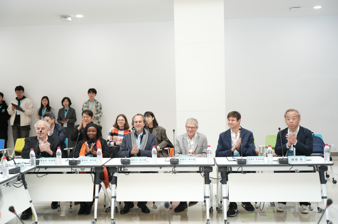 s+s 资讯 | 舒马赫教授UIA-霍普杯2024评审现场