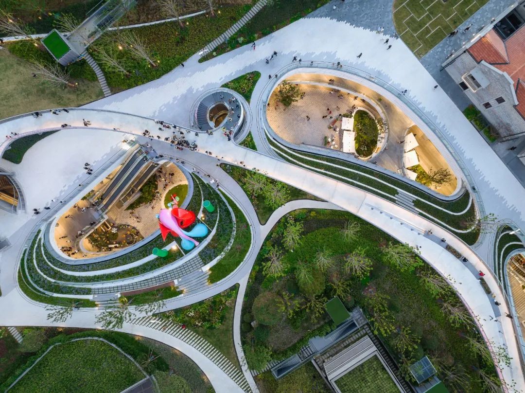 新作 | 上海苏河湾万象天地：以城市绿地打破历史、文化与商业的界限