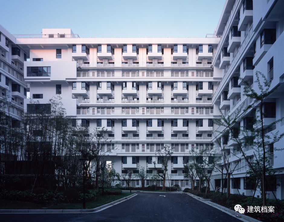 城市基因，建筑创新，资本影响
