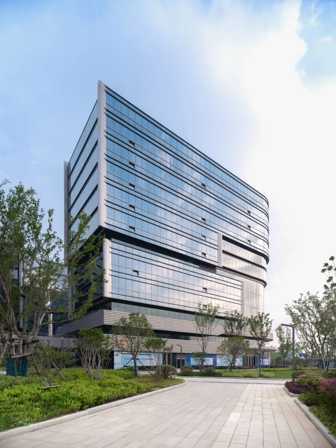 Aedas新作 | 武汉国家网安基地核心区新地标，高效集约的产业生态链