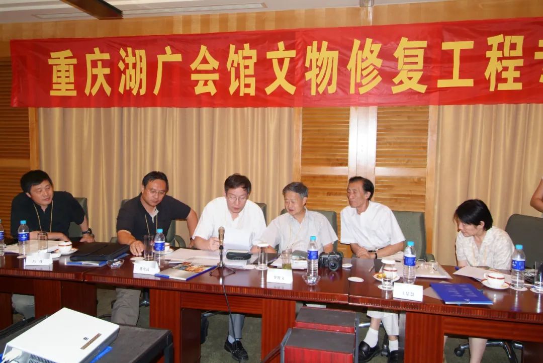 何智亚：重庆，30年间的城市影像记录与观察