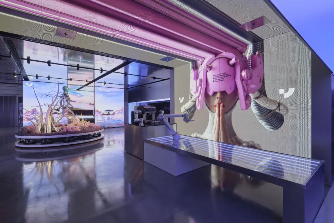 集度全新体验中心ROBOVERSE在北京三里屯正式揭幕