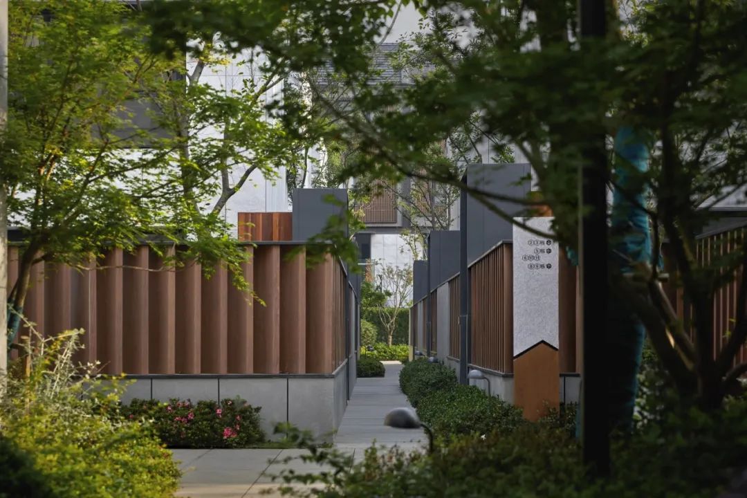 “好房子”的迭代：低密住宅的价值突围策略【致逸聊宅】