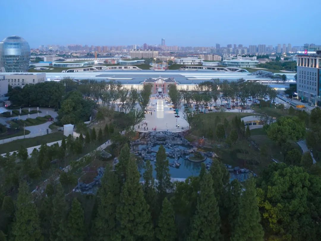 马岩松：做个“野泡泡”