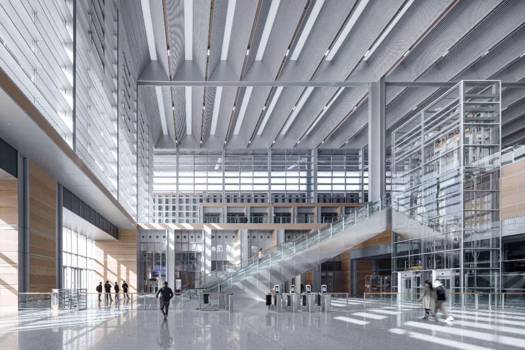 功能容器与体验载体——不断提升空间体验感的火车站建筑设计