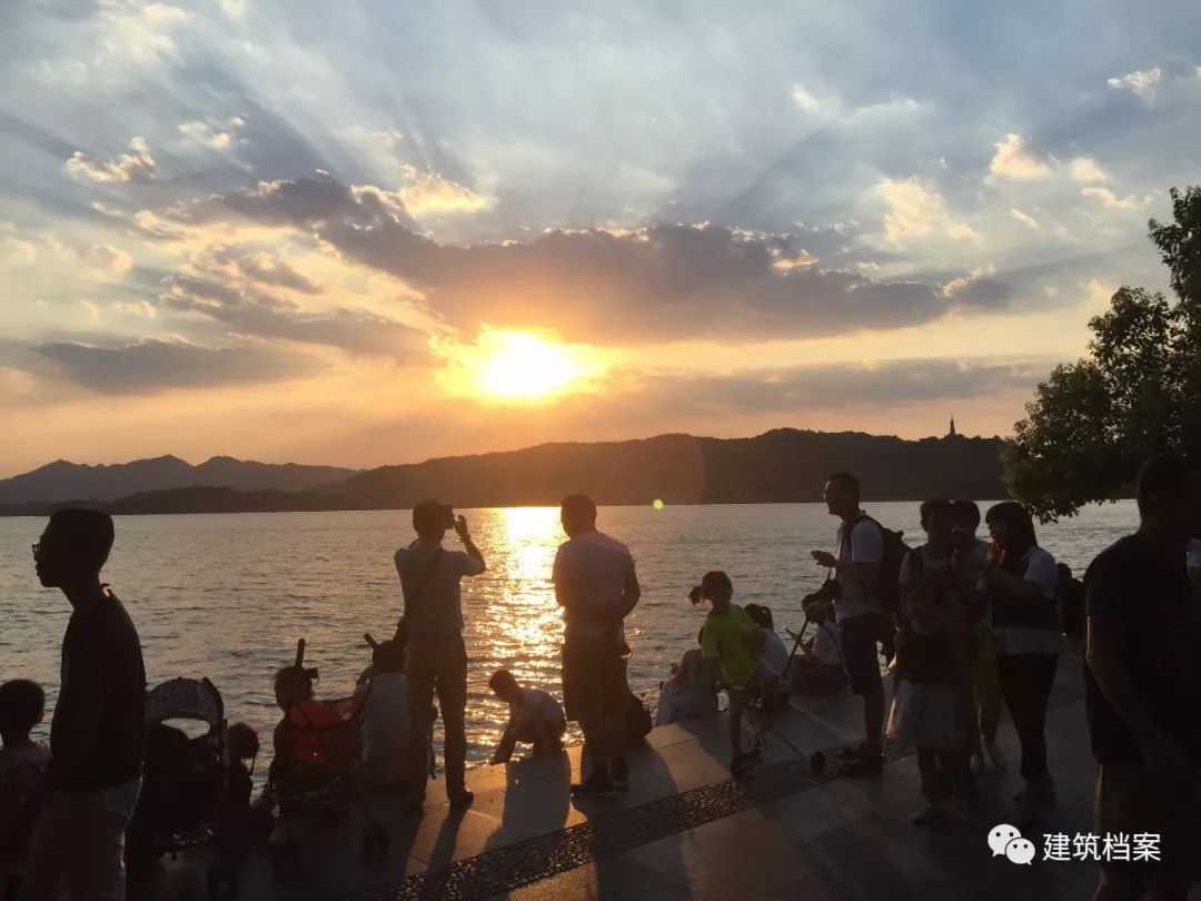 安藤忠雄，谷崎润一郎，西湖十景