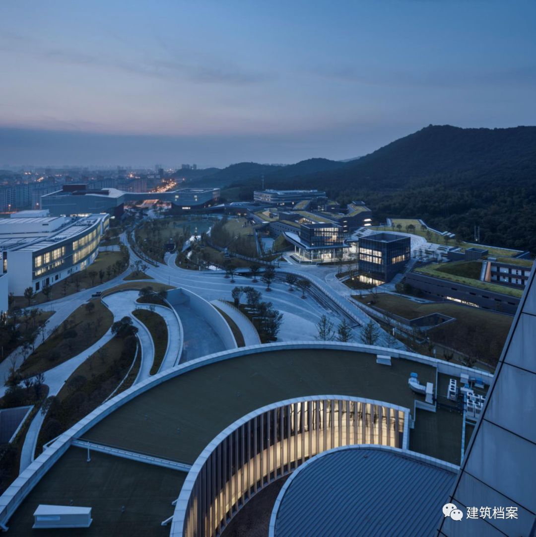 gad设计总监，建筑师与社会平衡，合适度