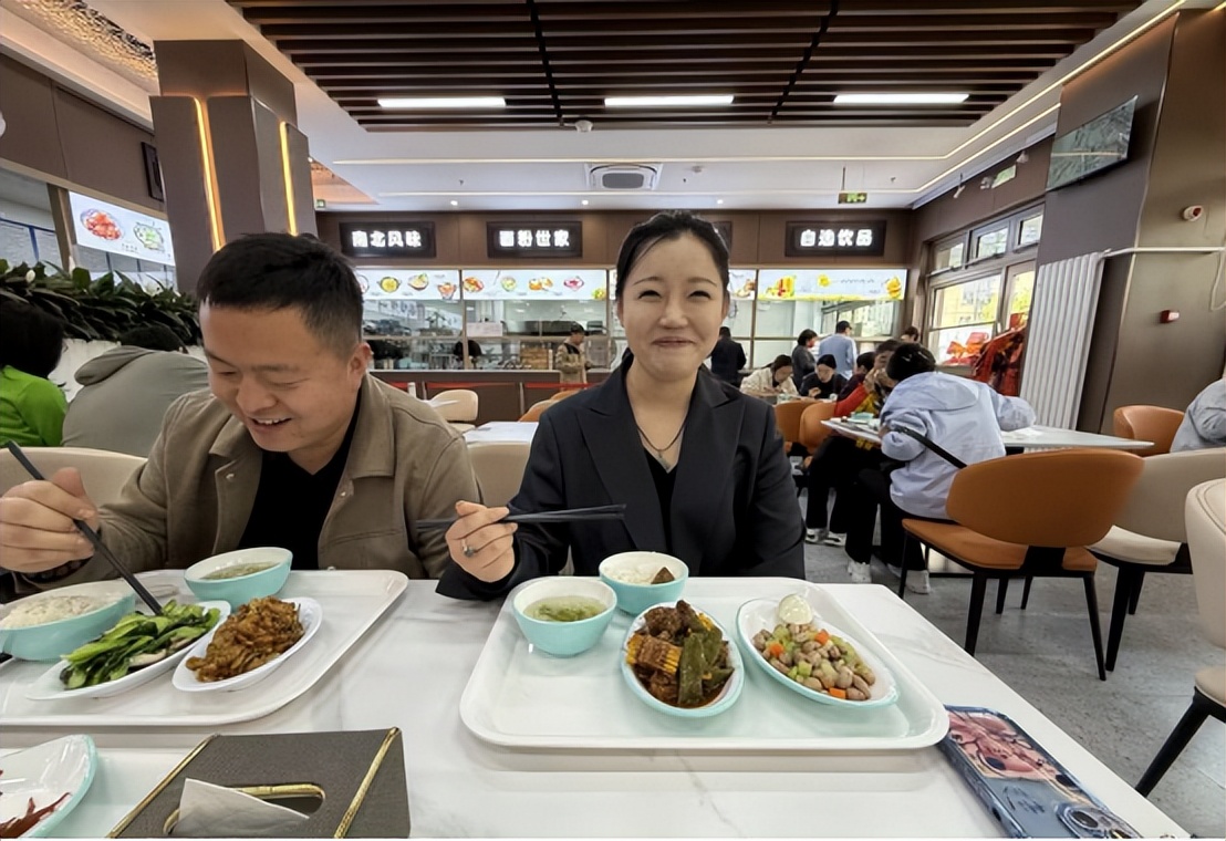 禧悦兴城社区食堂正式开业|禧悦伴三餐 臻心为业主