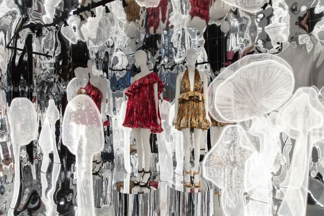 伍兹贝格合伙人赖嘉骐在《FRAME构架》采访中分享街区创生想法：目的地是街道，而非商店！