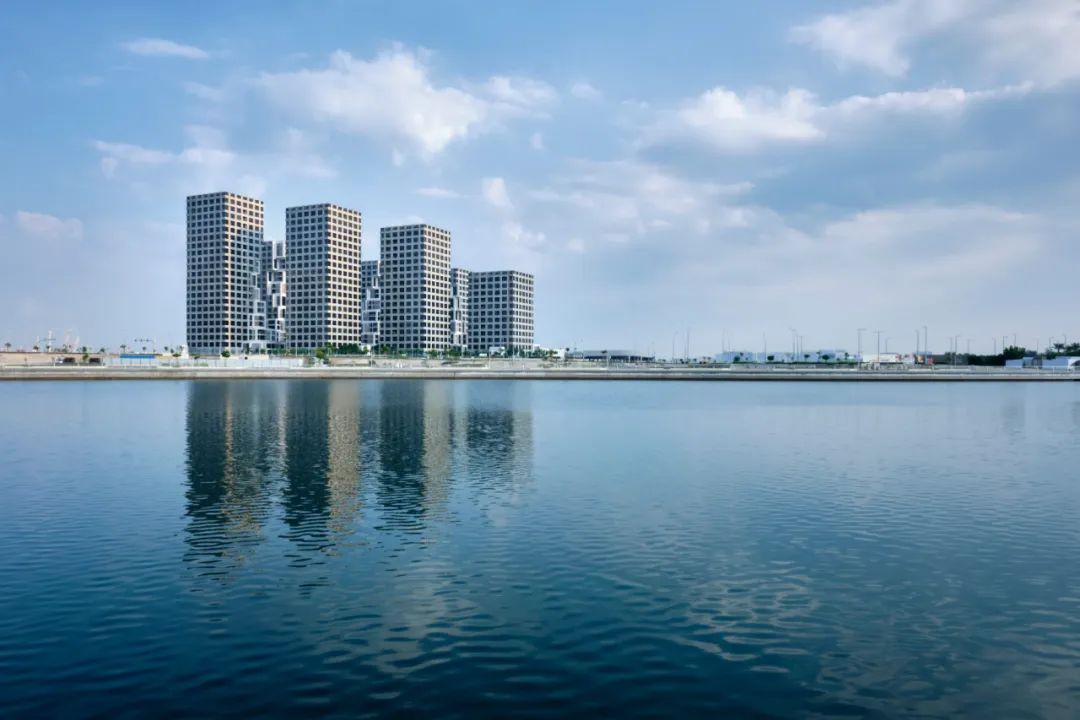 MVRDV 完成「像素」住宅集合体，为阿联酋打造居住的创新未来