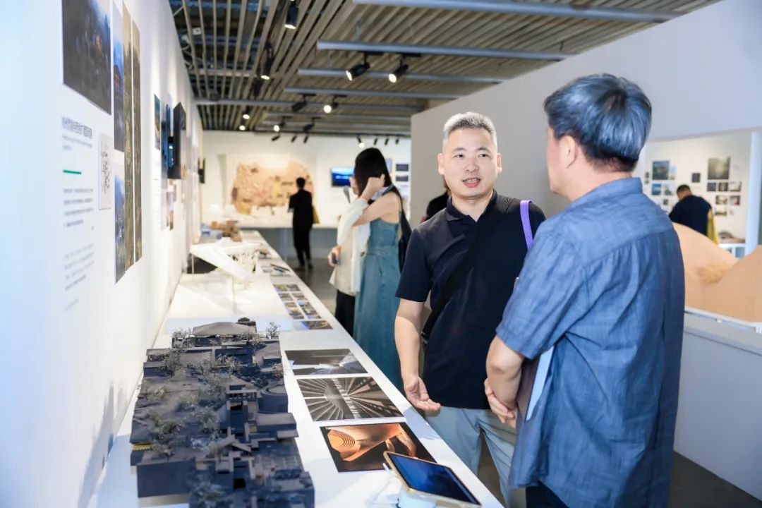 ine+活动回顾｜矛盾中的秩序：line+六周年作品展开幕式暨学术论坛