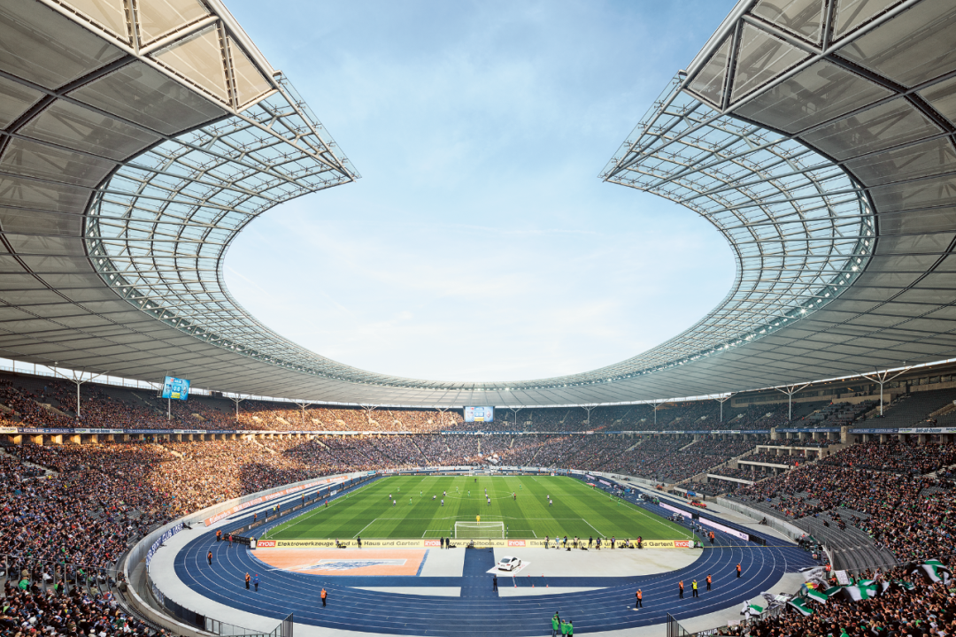 UMBAU展览｜柏林奥林匹克体育场：保留历史的所有层次