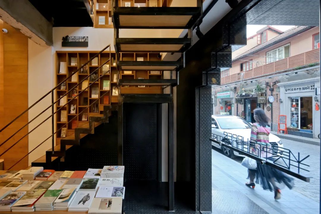 韩晶：尊重&ldquo;野生智慧&rdquo;，向城中村学习