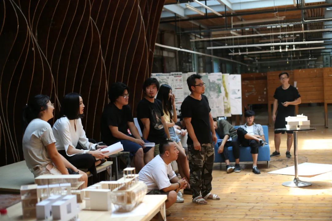 张为平 | 从建筑师到导演、编剧、作家