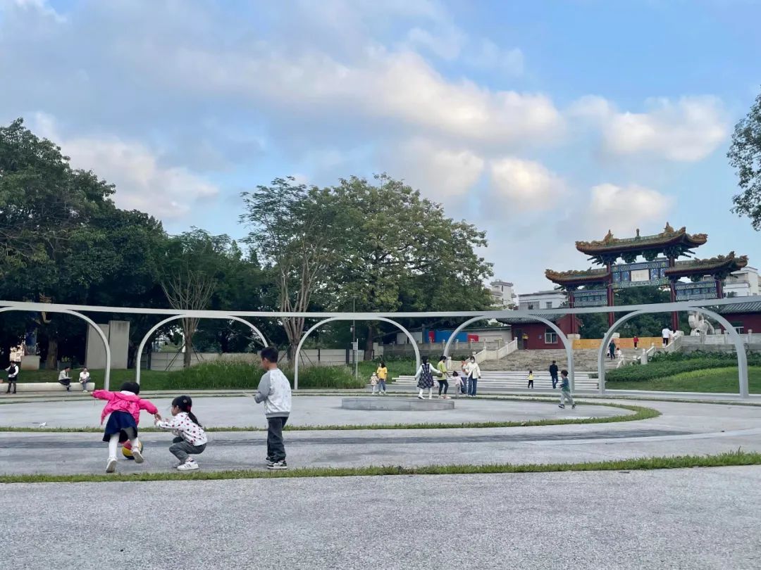 深圳龙岗河干流碧道项目示范段开园