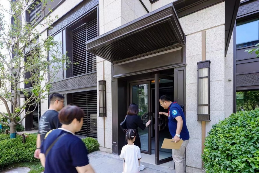 长安和玺举行工地开放日 预计7月底提前交付