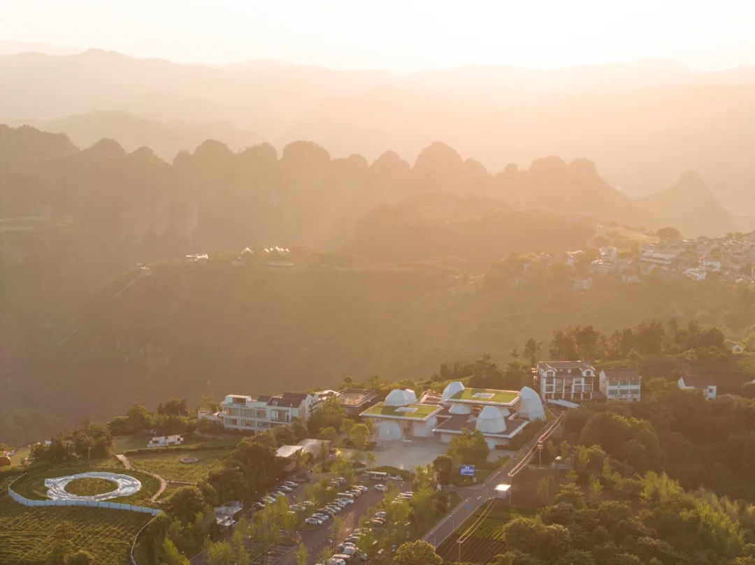 line+WORK | 相遇在山间：下岩贝景区云峰十二重