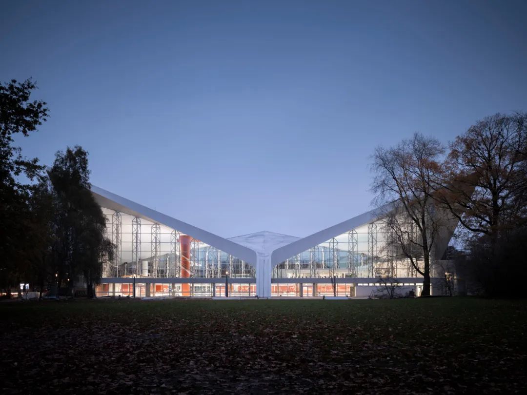 gmp新作 | 汉堡&ldquo;水上歌剧院&rdquo;归来&mdash;&mdash;阿尔斯特游泳馆完成大规模翻新及改扩建