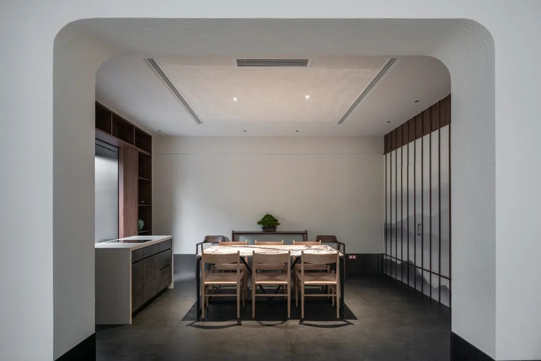 上海市中心200m²老房改造：微光之宅