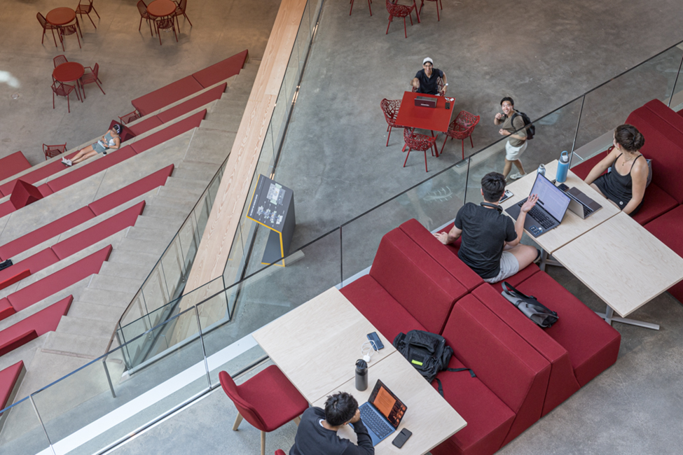 罗伯特&middot;戴科学中心推动克莱蒙特&middot;麦肯纳学院在计算基因学、脑科学和气候研究领域的发展