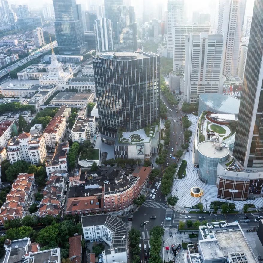 上海锦沧文华广场：“90后”高层建筑更新的探索实践
