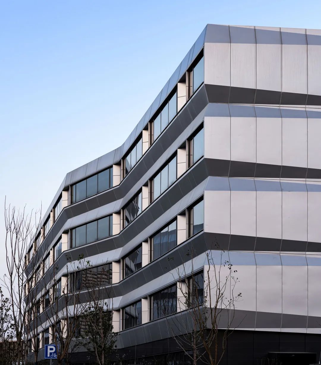 line+WORK | Education Hub：HIS杭州国际学校
