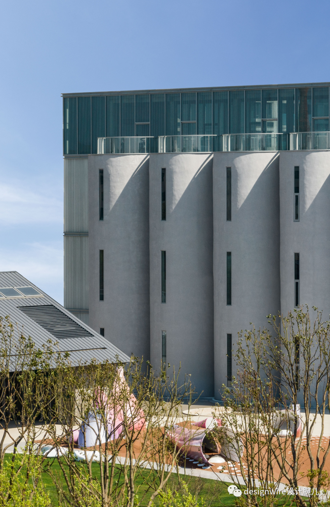 普利兹克大师最新作品:老粮仓变身筒仓艺术中心!