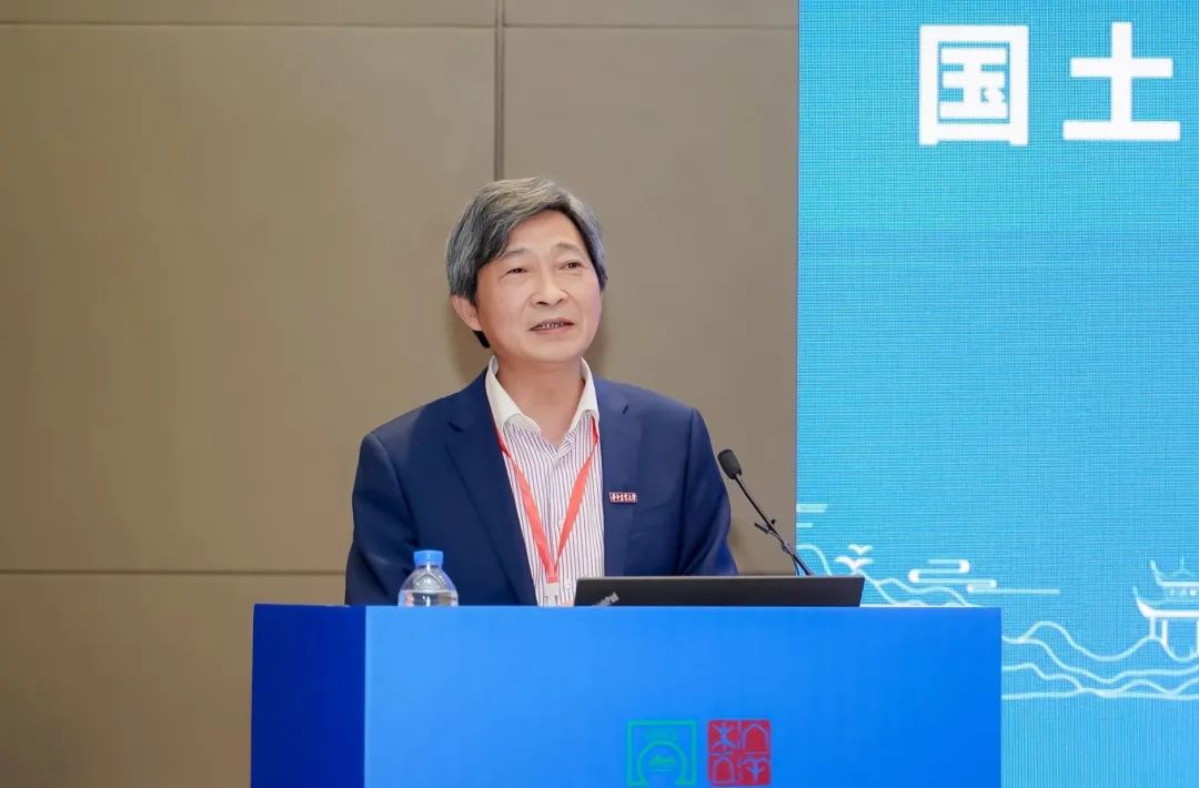 中国风景园林学会国土景观专业委员会成立大会暨学术论坛成功举办