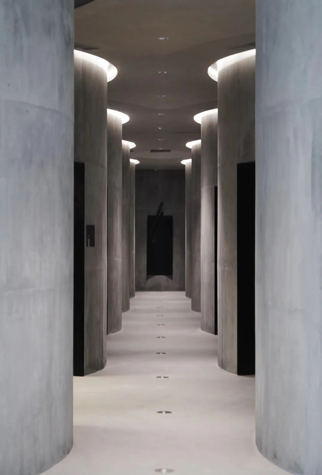 普利兹克大师最新作品:老粮仓变身筒仓艺术中心!