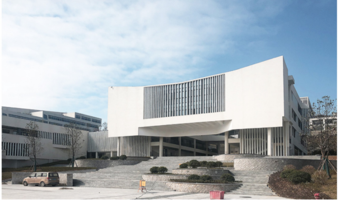 张华:个色的“拧种”