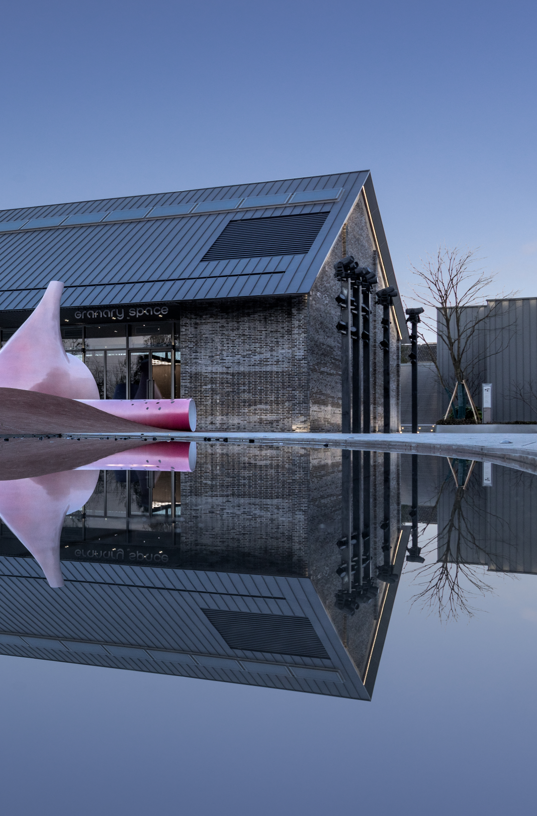 普利兹克大师最新作品:老粮仓变身筒仓艺术中心!