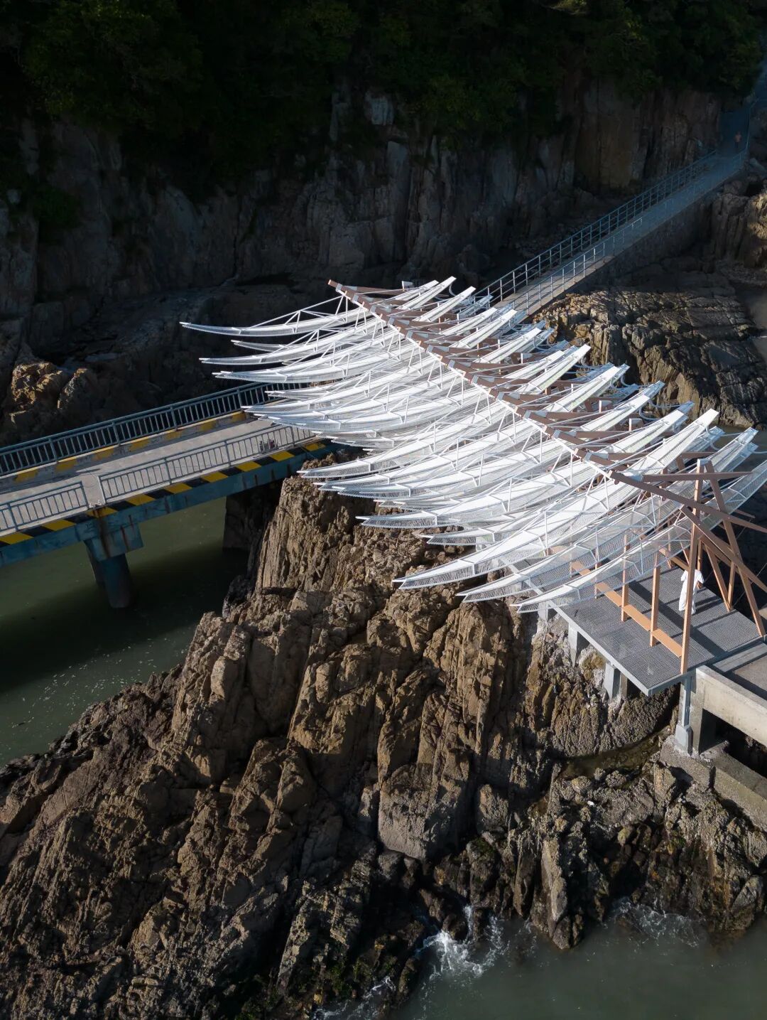 第一期马岩松做主编的domus，我们讨论了什么?