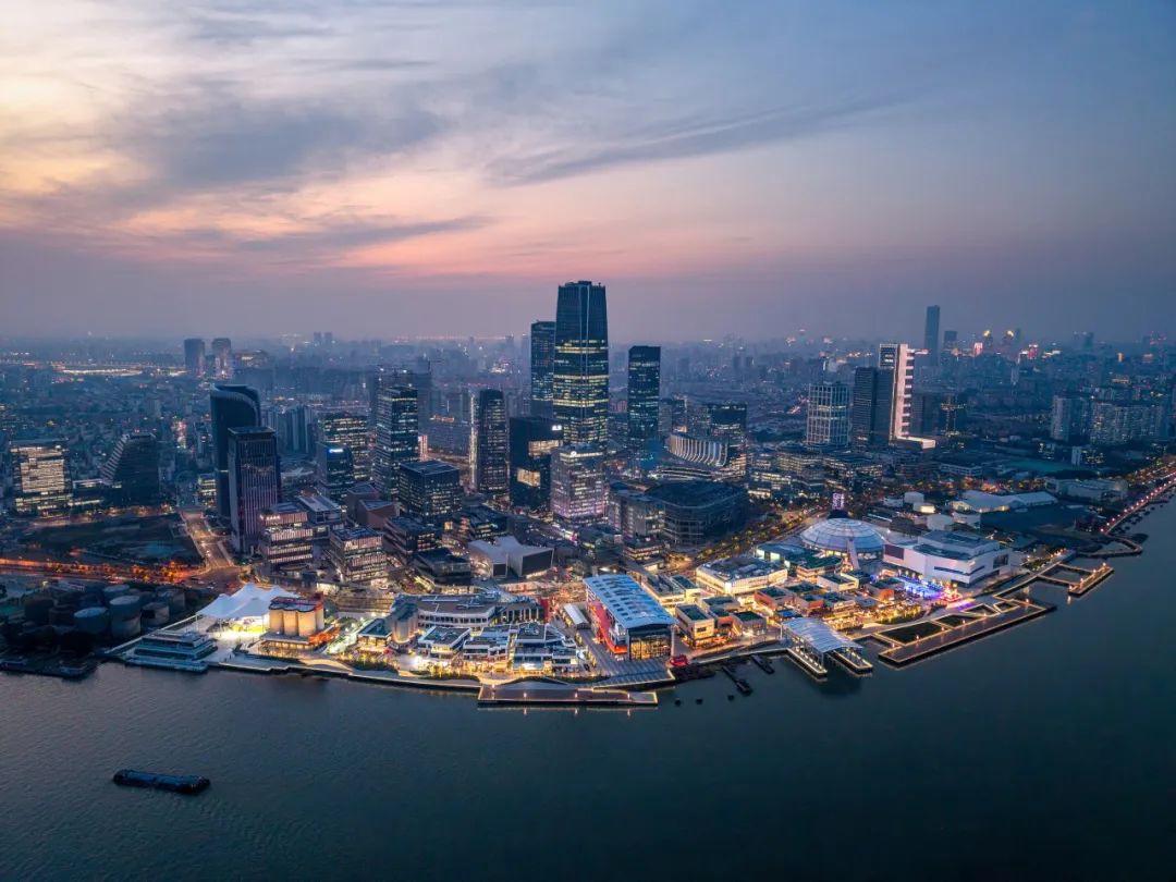 MVRDV 完成上海 GATE M 西岸梦中心，改造升级工业遗存，打造活力滨水文旅目的地