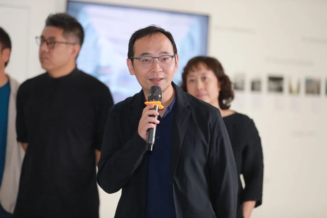 《马岩松：流动的大地》大展深圳开幕