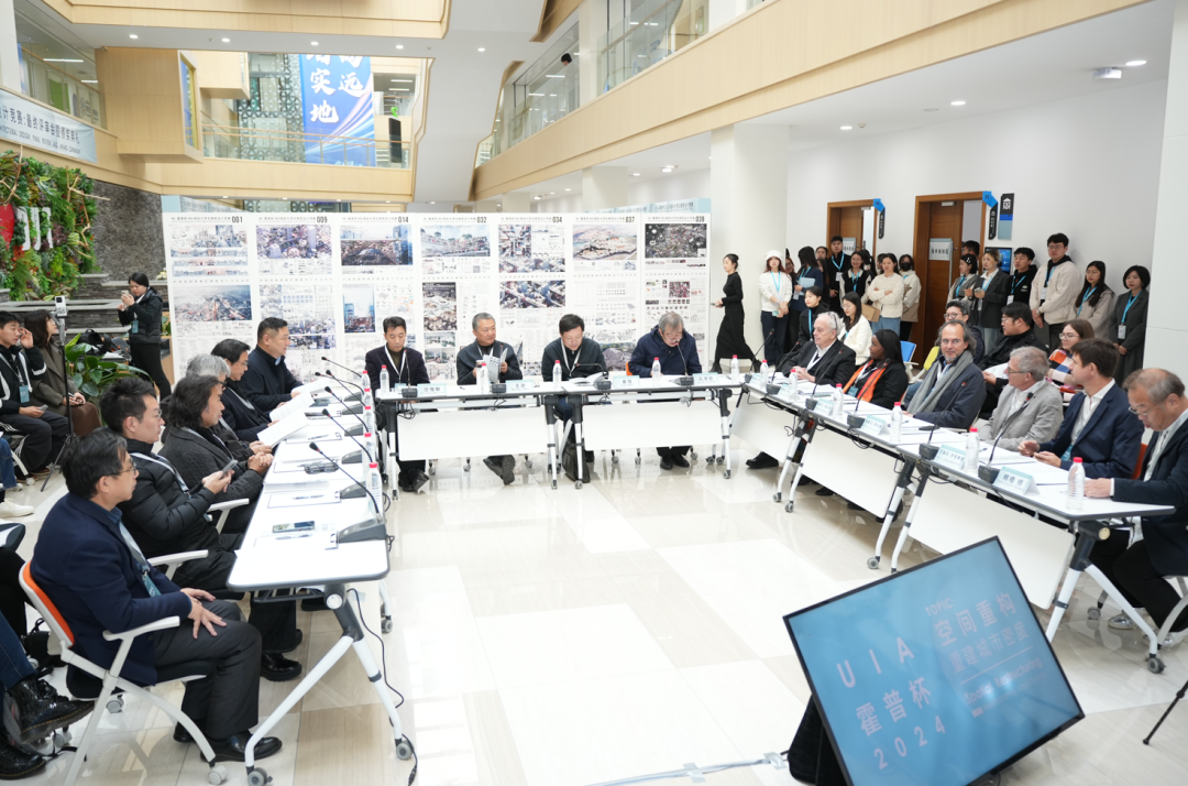 s+s 资讯 | 舒马赫教授UIA-霍普杯2024评审现场