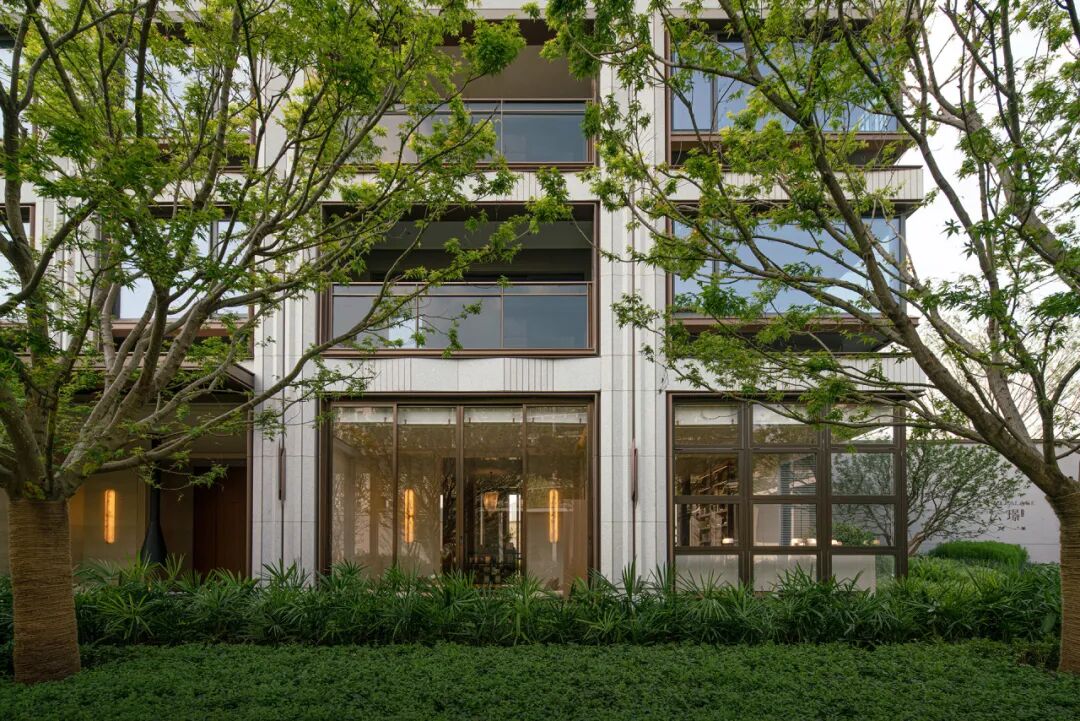 【建言丨对话余泊】台前幕后,建筑师的角色张力